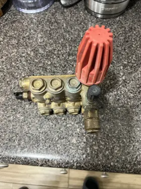8.702-663.0 Annovi Reverberi Rsv 4g40 Pressure Washer Pump Brass Head Parts Only