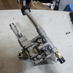 Comet Pump 31020-00033 2400 Psi 2.4 Gpm Axd 2524g-t Direct Drive Pressure Washer