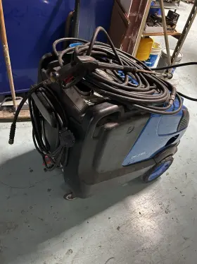 Dh2305 Delco Pressure Washer