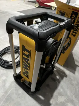 Dwpw2100 Dewalt 2 100 Psi Electric Cold Water Pressure Washer #3