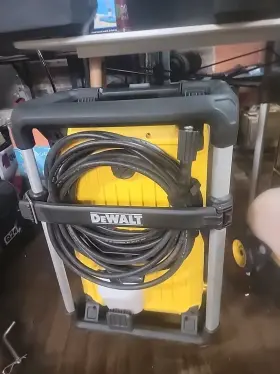 Dwpw3000 Dewalt 15 Amp 1.1 Gpm 3000 Psi Cold Water Jobsite Pressure Washer B580