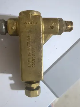 22648 Giant - Flow Actuated Unloader 4 Gpm 3000 Psigiant