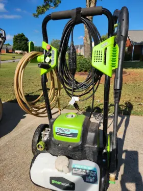5101402 Greenworks 1800-psi 13a 1.1-gpm Electric Pressure Washer
