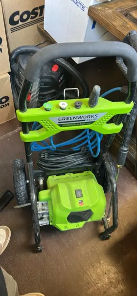 5106202 Greenworks Electric Pressure Washer 2000psi/1.2 Gpm/120v - Black/green