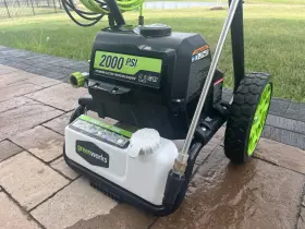 Gpw20001 Greenworks 2000 Psi 1.2 Gpm Electric Pressure Washer 4 Nozzl 25ft Hose 35ft Cord #2