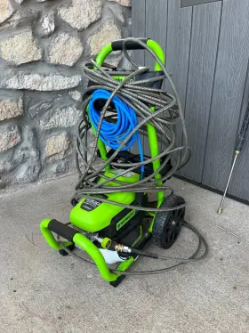 Gpw2300 Greenworks Pro 2300psi 2.3gpm Cold Water Electric Pressure Washer