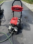 *pre-owned Craftsman 21027 3000 Psi 2.5 Gpm Gas Pressure Washer Red. Fixed Price $289.00.