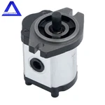 Hydraulic Gear Pump 3-17 Gpm 9 Tooth Spline Shaft, Cw Cast Iron, Sae A-2 Bolts. Fixed Price $100.77.
